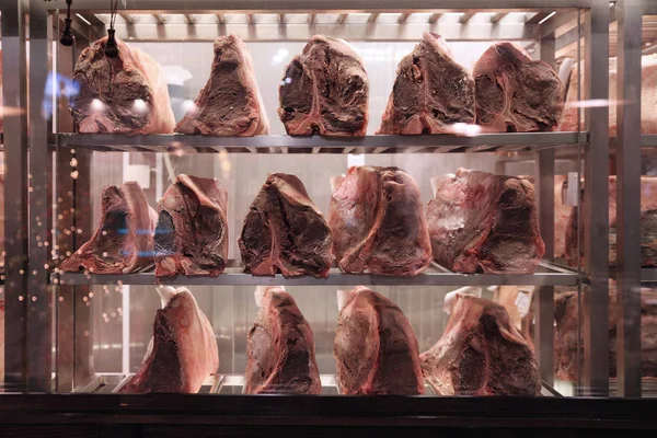 Trozos Grandes Carne Congelada Para Filetes Congelador — Foto de Stock