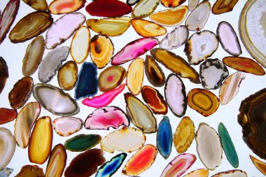 Çok renkli akik, kesme taşlar çok sayıda