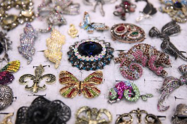 Büyük Vintage Broş doğal değerli taşlar ile parlayan