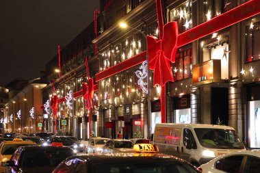 Noel dekor alışveriş merkezi. TSUM. Moskova. 22.11.2017