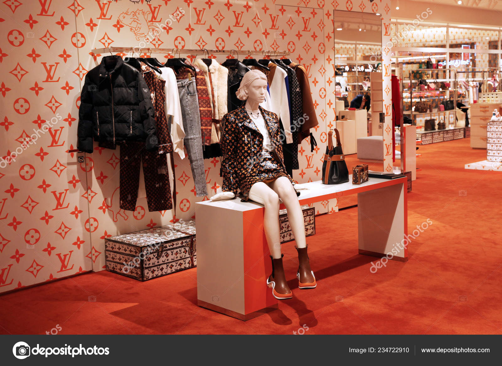 Accesorios Moda Hermosas Bolsas Una Lujosa Tienda Louis Vuitton