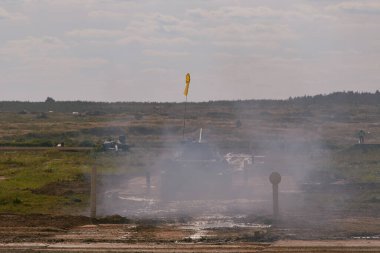 Sovyet tankı T-34 Moskova yakınlarındaki Alabino 'da düzenlenen tank biatlon yarışmasında Ordu-2020 forumu sırasında