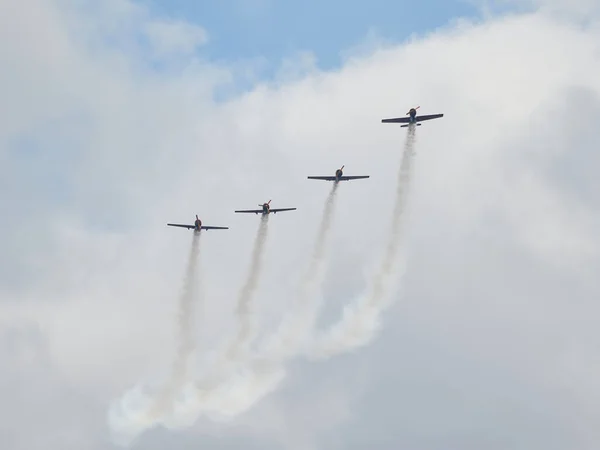 Desempenho Piloto Aeronaves Pistão Yak Show Aéreo — Fotografia de Stock