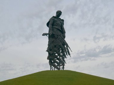 Rzhev Anıtı Sovyet Askerine                        