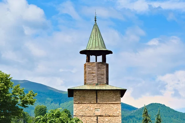 Bulgaristan Berkovitsa Kasabasının Merkezindeki Eski Kule 1762 Inşa Edilen Taşlar — Stok fotoğraf