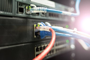 Lan Utp kablo bağlamak hub geçiş yapmak için