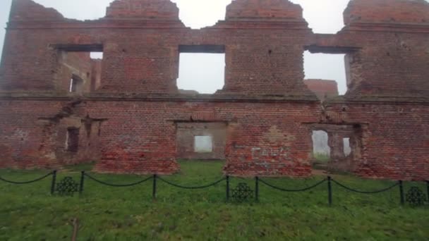 Ruins Old Red Brick Building Everything Shrouded Thick Fog — Stock Video