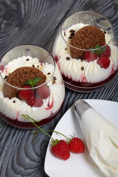 Dessert Made Cream Cheese Raspberry Jelly Decorated Cookies Raspberries Mint — Stock Photo, Image