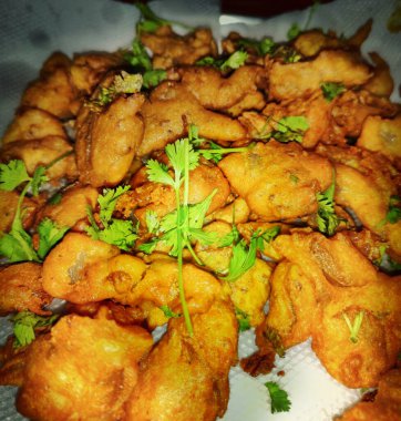 Hintliler en çok abur cuburu severdi. Akşam ve yağmur saatlerinde çok lezzetli ve lezzetli olur. 