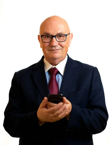 Senior Business Man Använder Modern Smatphone Mannen Med Glasögon Kaukasiska — Stockfoto
