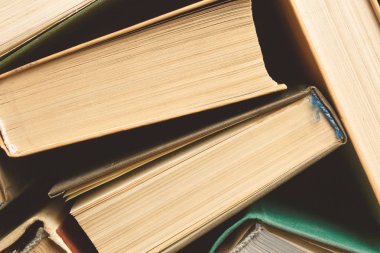 Eski ciltli kitaplar arka plan. eğitim arka planı. 