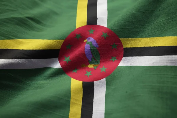 Крупный План Взъерошенного Флага Доминики Развевающегося Ветру Флага Доминики — стоковое фото
