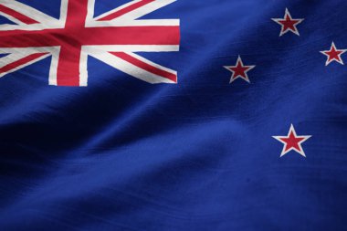Dalgalı Yeni Zelanda Bayrağının Kapanışı, Yeni Zelanda Bayrağı Rüzgarda Dalgalanıyor
