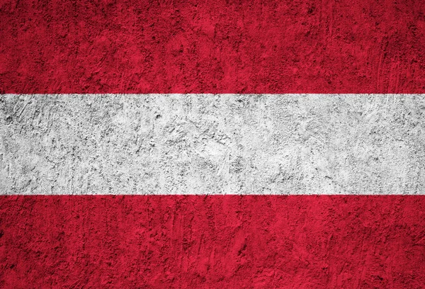 奥地利旗子在粗野的水泥墙壁 — 图库照片