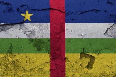 Orta Afrika Cumhuriyeti bayrağı kırık beton duvara boyalı