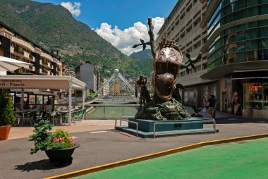 Andorra 'nın Avrupa Prensliği inanılmaz ve ilginç bir yerdir.