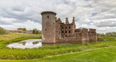 Dumfries 'deki Caerlaverock Şatosu ve İskoçya' daki Galloway Konseyi Bölgesi