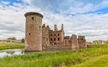 Dumfries 'deki Caerlaverock Şatosu ve İskoçya' daki Galloway Konseyi Bölgesi