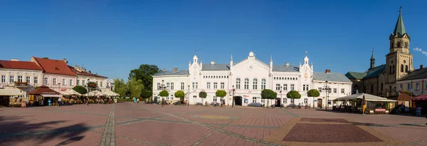 Iglesia Franciscana Antiguo Ayuntamiento Plaza Del Mercado Sanok Voivodato Subcarpacia — Foto de Stock