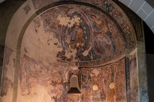 Nástěnné Malby Ruesta Století Freska Roztrhaná Přenesená Plátno Pocházejí Kostela — Stock fotografie