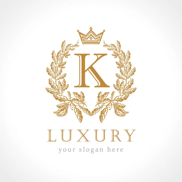 K harfi logo türü kavramı. Yalıtılmış soyut amblem, grafik tasarım şablonu. Sanat adaylığı ödülü zarif afiş, dekoratif eski gelenek tarzı işareti, yuvarlak şekil iş sembolü. Vektör illüstrasyon. K logosu.