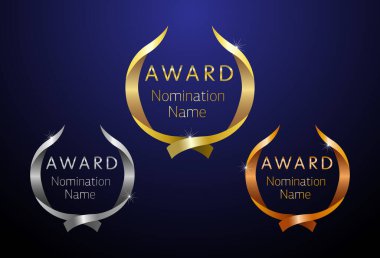 Ödül logoti seti. Soyut grafik tasarım şablonu. Birinci, ikinci, üçüncü sıra sembolü. Metal gradyan parlak koleksiyon. Dekoratif tebrikler. Geleneksel selamlama. Yuvarlak avuç içi. Kap elemanları.