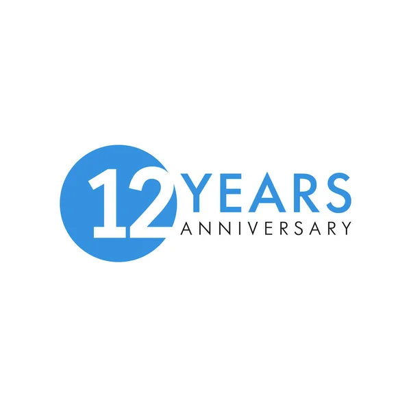 12周年纪念日的数字 12岁的创意恭喜你 可爱的祝贺概念 孤立的抽象图形设计模板 蓝色数字 高达12 折扣为12 装饰标志 — 图库矢量图片