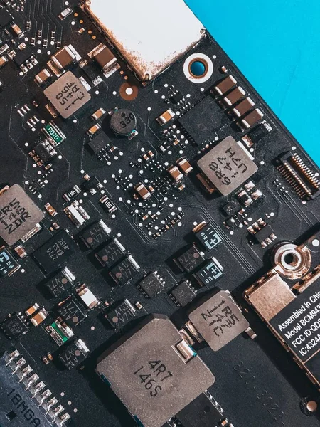 Elektronisch Laptopbord Chips Halfgeleiders Hoge Hoekaanzicht — Stockfoto
