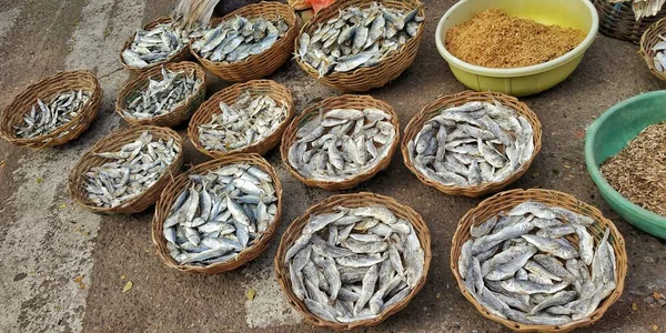 Diferentes Tipos Pescado Seco Cestas —  Fotos de Stock