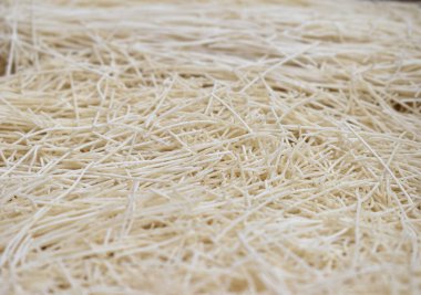 Hint el yapımı kuru erişte koleksiyonu sığ bir alan derinliğine sahiptir. Buna 