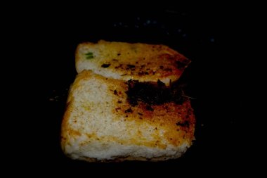 Paav bhaji masala ekmeğinden yapılma.