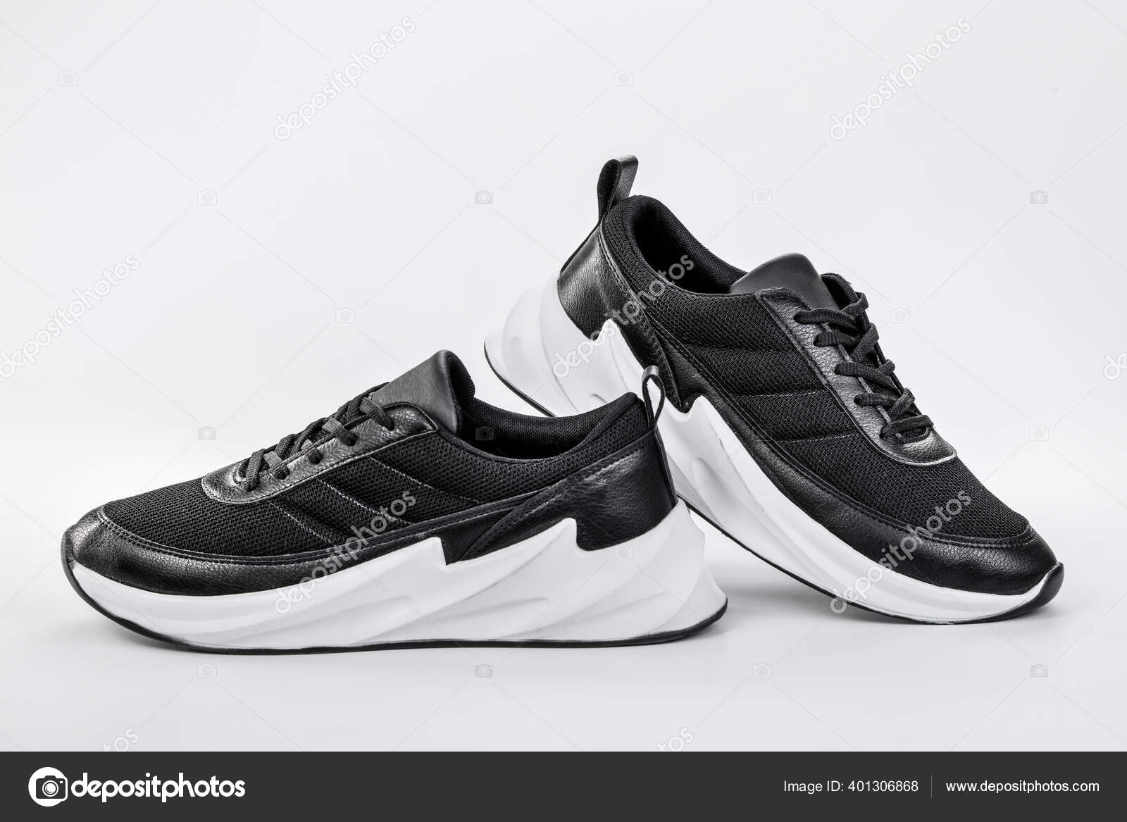 Mount Bank Mal humor honor Zapatos Para Los Zapatos Cómodos Sport Black Sobre Fondo Blanco: fotografía  de stock © tohid.hashemkhani@yahoo.com #401306868 | Depositphotos