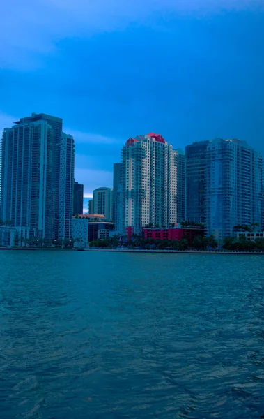 Utsikt Över Byggnader Brickell Miami Florida Som Natten Närmar Sig — Stockfoto