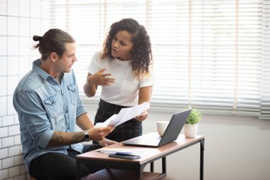 Genç çift borç sorunları.