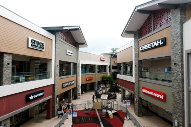 Covid-19 tecridinden sonra Genning Highland Premiums Outlet açıldı.