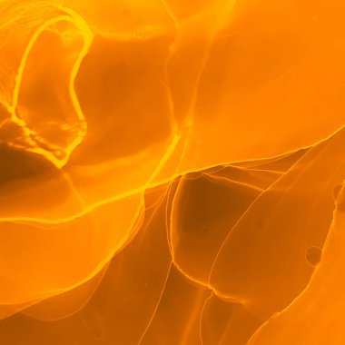 Gradyan çizim. Sıçrama stili. Alkol Mürekkebi Davetiyesi. Sarı Gradyan Çizim. Suluboya Tasarım. Moda Boyası. Sıvı Çizimi. Sarı Girdap.