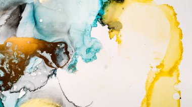 Çizim Şablonu. Sanatsal Boya. Grafik Doku. Altın, Yeşil ve Beyaz Skeç Şablonu. Alkol Mürekkebi Kompozisyonu. Yaratıcı girdap. Deniz Çizimi Sıçraması.