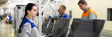 Minsk, Belarus - 08 Mayıs 2018: Toplu televizyonlar için atölye