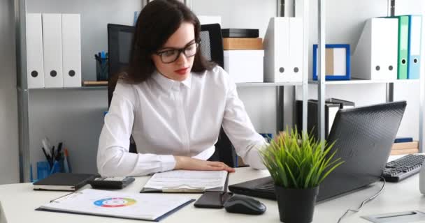 Businesswoman Filling Documents Working Laptop Modern Office — Stock Video