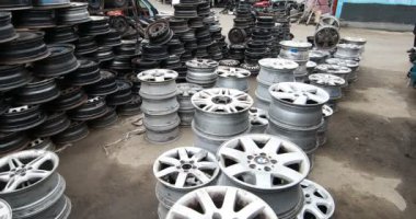 kullanılan alüminyum araba jant kapağı Market yığını 