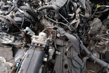 Arabanın motoru Analizi.