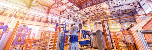 Equipo de la industria de producción de fibra de vidrio en el fondo de fabricación — Foto de Stock