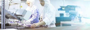 Minsk, Belarus - 08 Mayıs 2018: Toplu televizyonlar için atölye