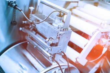 Metal Makine milleri ile. Mavi tonu. Mavi renk tonu