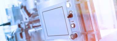 milleri ve Denetim Masası ile büyük çelik makine