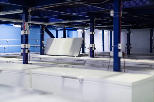 Warehouse with white refrigerators — Stock Photo, Image