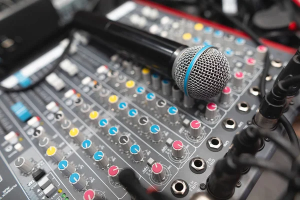Microphone closeup on the disco club — Stock Photo, Image