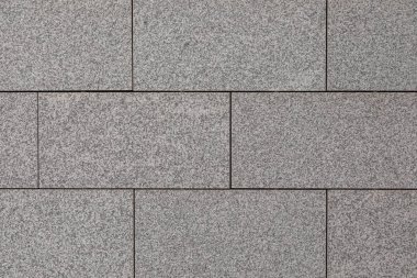 Bina içinde parlak granit karo yüzeyinin yükseltilmiş görünümü