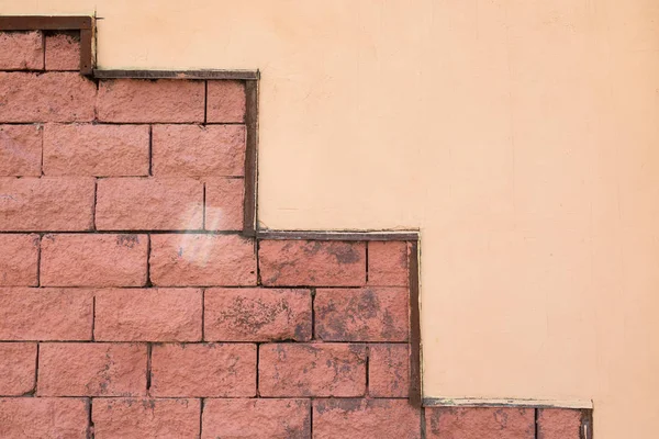 Superficie Medio Beige Pintado Medio Rojo Azulejos — Foto de Stock