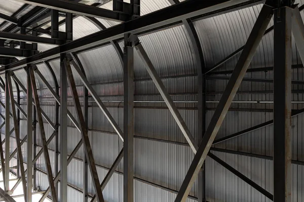 Corrugated Metal Wall Metal Beams Welded Wall — 图库照片